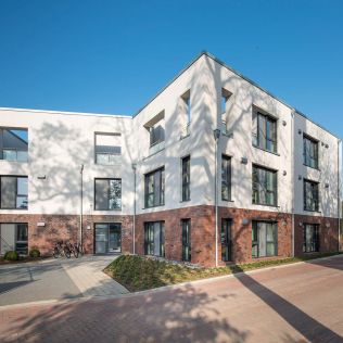 Wohn- und Geschäftshaus Eyhauser Allee